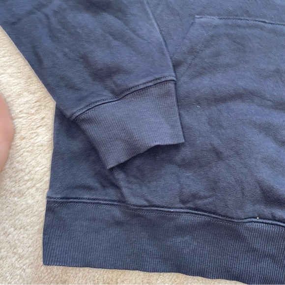 Mountain hardware Men black hoodie - Picture 7 of 7